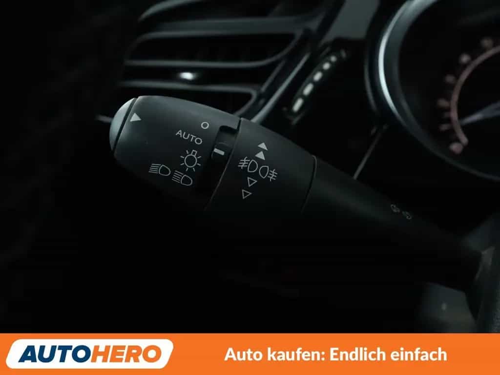DS Automobiles DS3 1.2 PureTech SportChic *NAVI*LED*TEMPO*CAM* 11/2017-photo-25