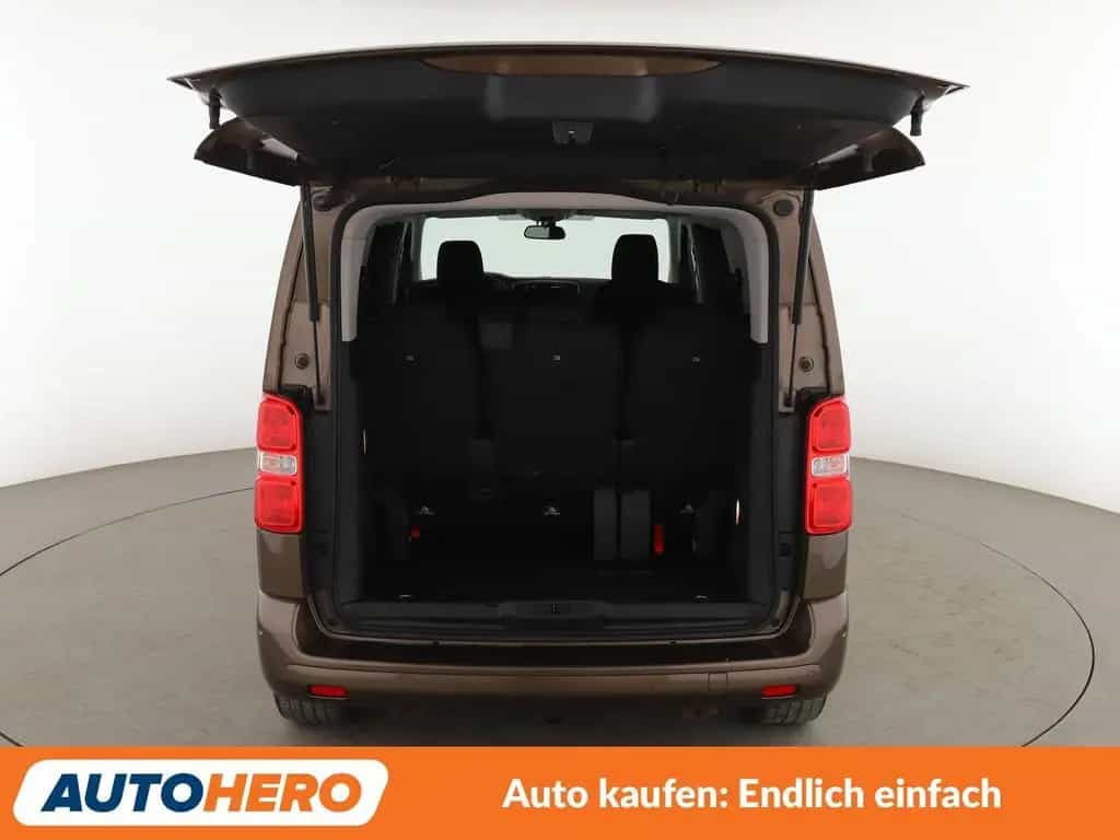 Toyota Proace (Verso) ProAce Verso 2.0 D-4D L1 Team D*NAVI*HUD*TEMPO* 02/2021-photo-16