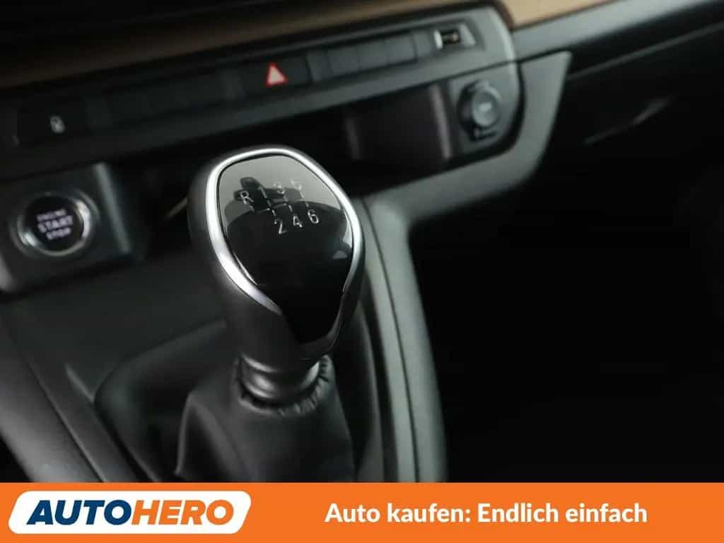 Toyota Proace (Verso) ProAce Verso 2.0 D-4D L1 Team D*NAVI*HUD*TEMPO* 02/2021-photo-22