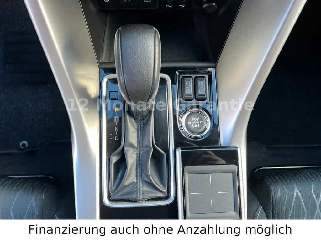 Mitsubishi Eclipse Cross 1.5 T-MIVEC Intro Edition 4WD 02/2019-photo-23