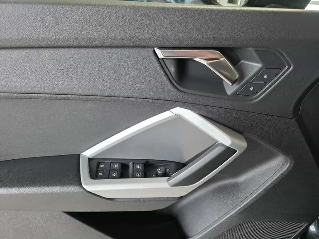 Audi Q3 35 TDI DSG/Navi/DAB/Totwinkel/VZE 05/2021-photo-10