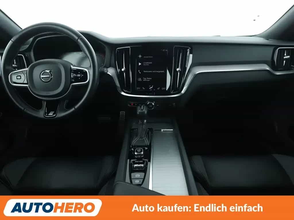 Volvo V60 2.0 T5 R-Design Aut.*NAVI*TEMPO*CAM*PDC*SHZ* 08/2019-photo-11