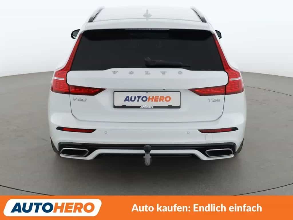 Volvo V60 2.0 T5 R-Design Aut.*NAVI*TEMPO*CAM*PDC*SHZ* 08/2019-photo-4