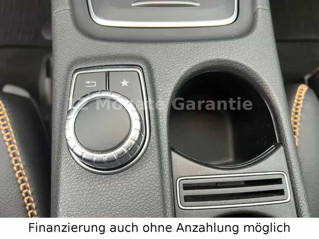Mercedes-Benz GLA 200 GLA-Klasse GLA 200 Automatik Navi&Rückfahrkamera 04/2019-photo-24