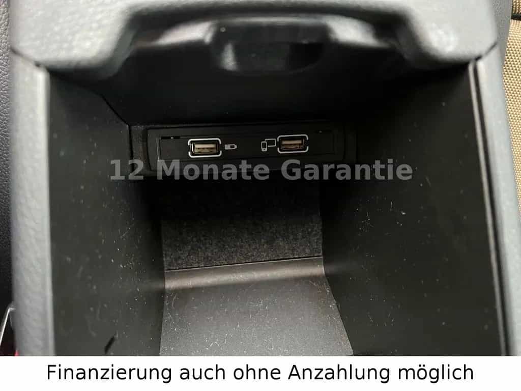 Mercedes-Benz GLA 200 GLA-Klasse GLA 200 Automatik Navi&Rückfahrkamera 04/2019-photo-31
