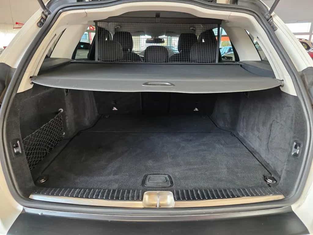 Mercedes-Benz C 180 C180T Autom. /LED/Navi/3x Klima/Totwinkel/CAM 05/2018-photo-6