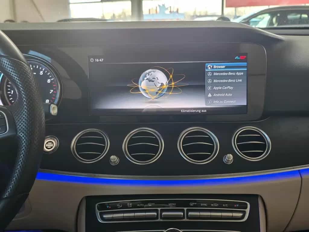 Mercedes-Benz E 200 E200 Lim. AMG/Burmester/Airmatic/HuD/Multibeam 04/2018-photo-19