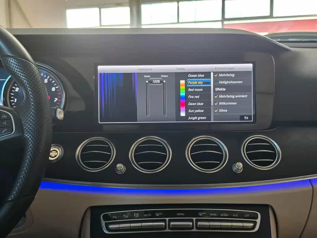 Mercedes-Benz E 200 E200 Lim. AMG/Burmester/Airmatic/HuD/Multibeam 04/2018-photo-20