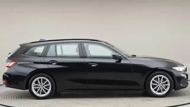 BMW 318 d Touring FACELIFT, Kamera, Head UP Display 12/2022-photo-11