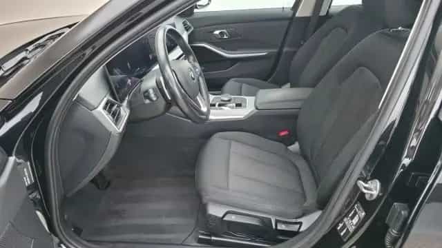 BMW 318 d Touring FACELIFT, Kamera, Head UP Display 12/2022-photo-13