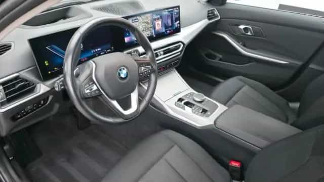BMW 318 d Touring FACELIFT, Kamera, Head UP Display 12/2022-photo-15