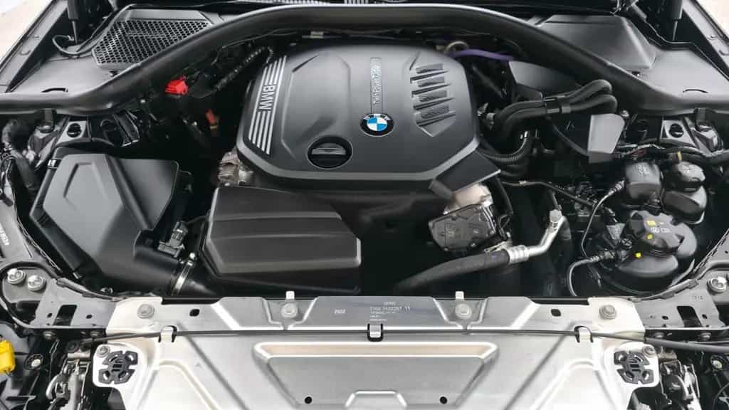 BMW 318 d Touring FACELIFT, Kamera, Head UP Display 12/2022-photo-22