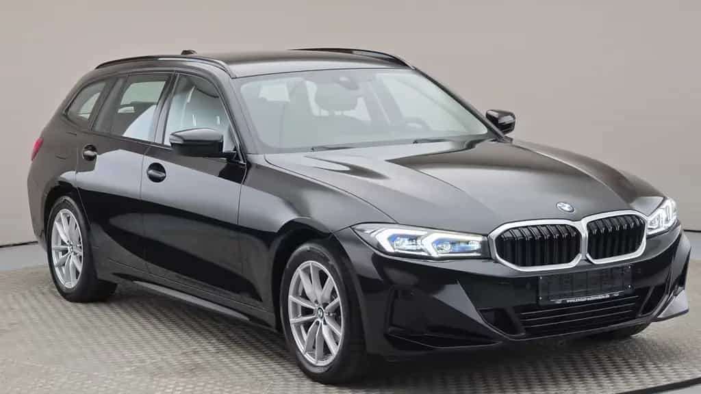 BMW 318 d Touring FACELIFT, Kamera, Head UP Display 12/2022-photo-4