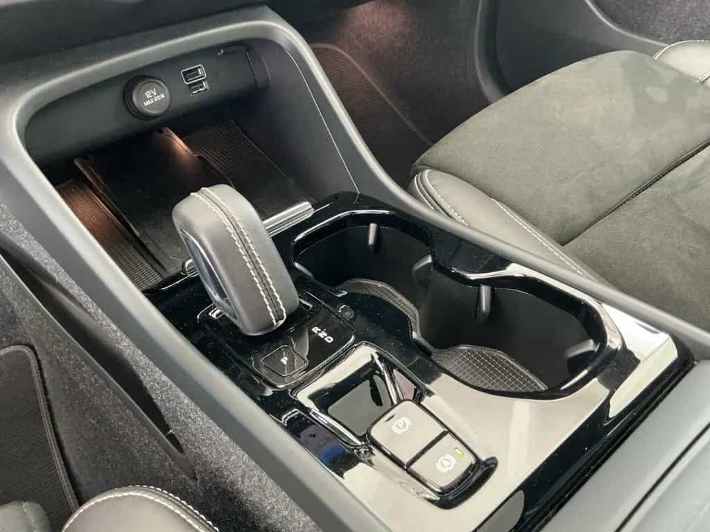 Volvo XC40 XC 40 R-Design Keyless-Start/Klima/LED/Tempomat 05/2022-photo-17