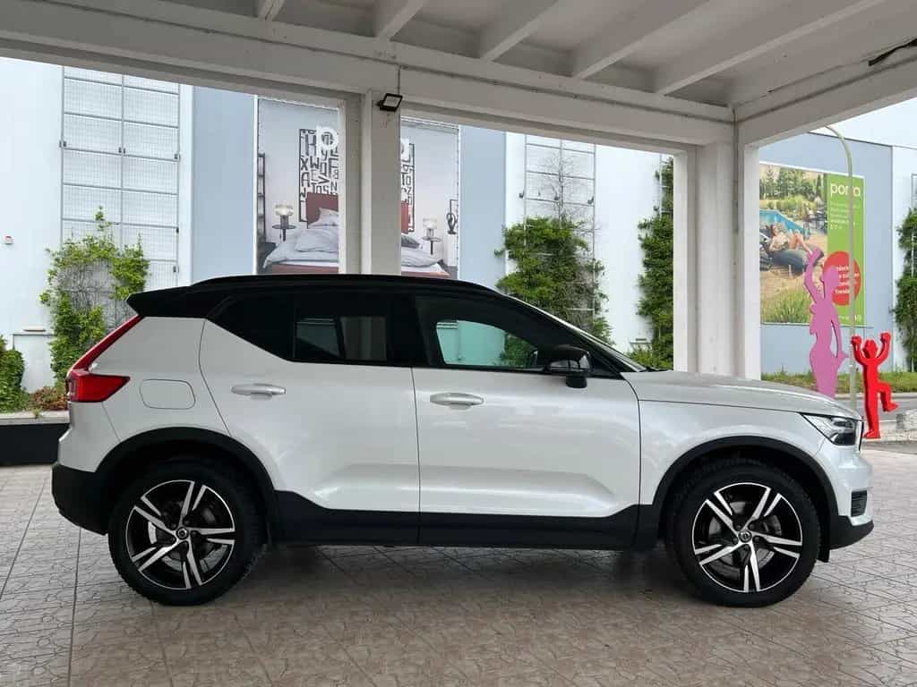 Volvo XC40 XC 40 R-Design Keyless-Start/Klima/LED/Tempomat 05/2022-photo-3