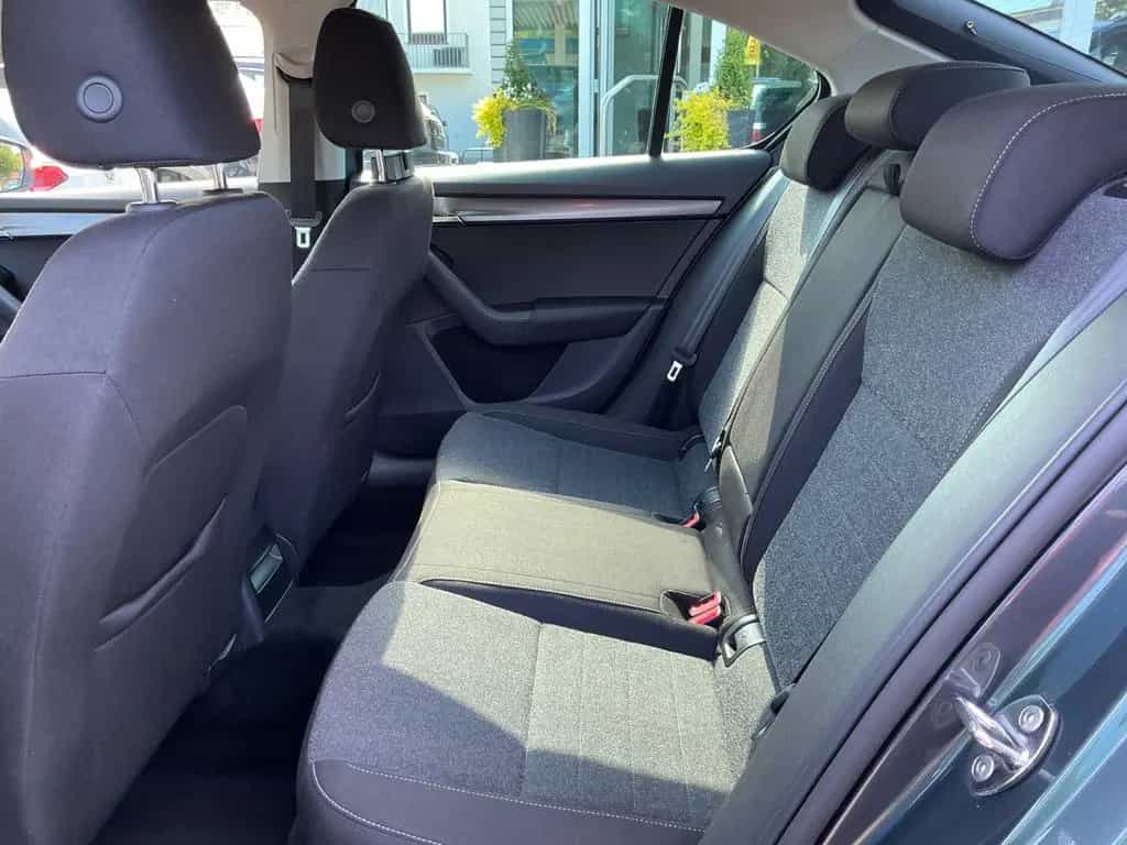 Skoda Octavia Soleil 1.0 TSI SHZ BT AHK NAVI Kamera 08/2019-photo-11