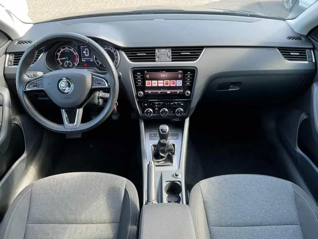 Skoda Octavia Soleil 1.0 TSI SHZ BT AHK NAVI Kamera 08/2019-photo-12