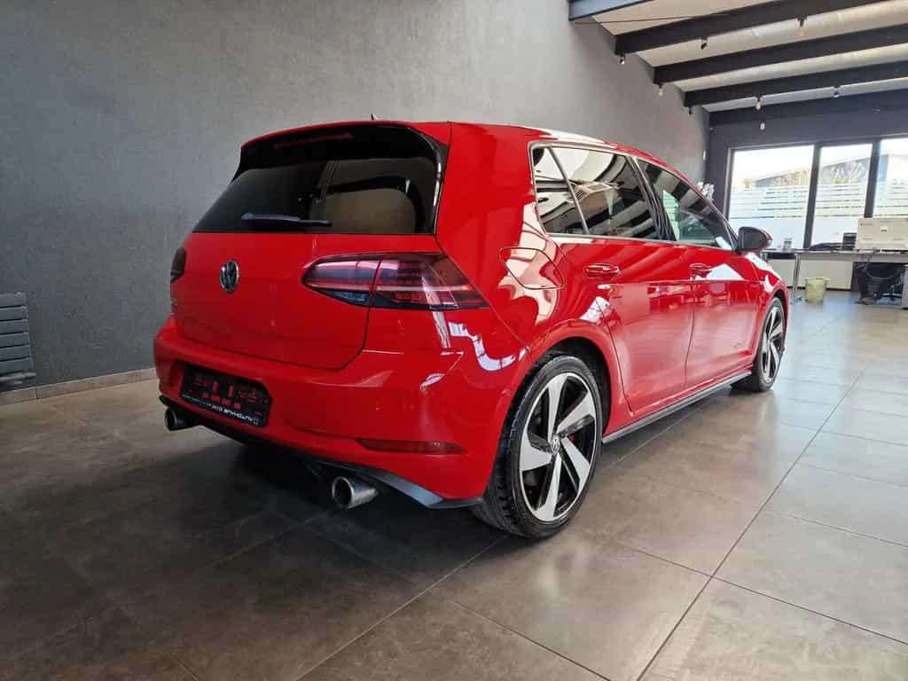 Volkswagen Golf GTI Performance 2,0TSI*STANDHZG*PANO*KAMERA 01/2019-photo-2