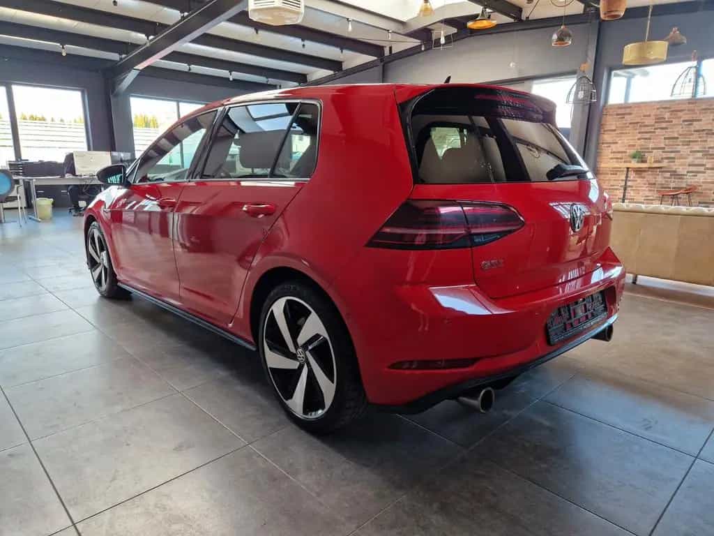 Volkswagen Golf GTI Performance 2,0TSI*STANDHZG*PANO*KAMERA 01/2019-photo-4