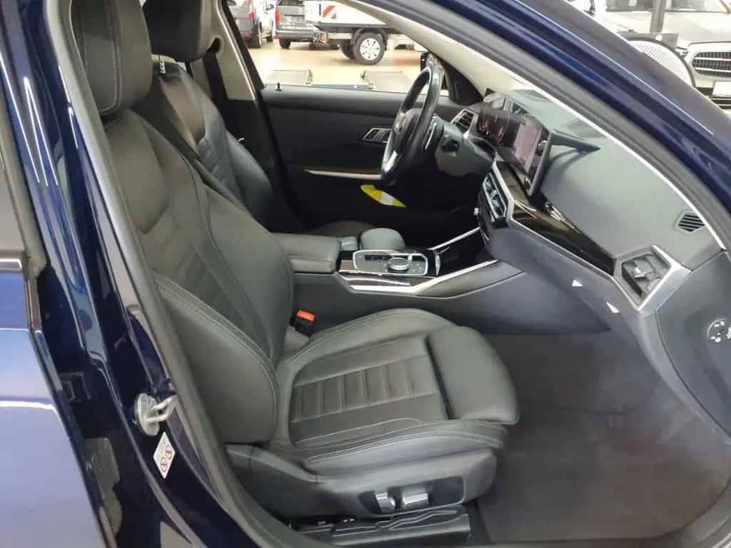 BMW 320 d Touring xDrive Aut. Navi Leder 02/2023-photo-11