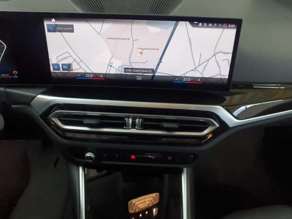 BMW 320 d Touring xDrive Aut. Navi Leder 02/2023-photo-7