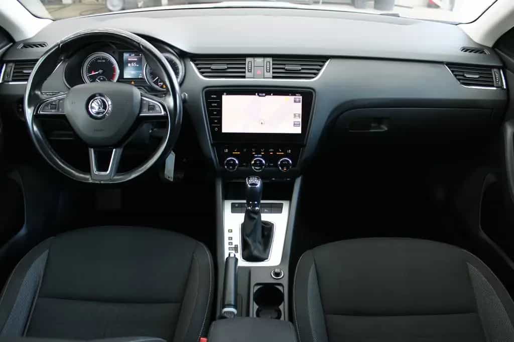 Skoda Octavia Combi*Automatik*Inspektion Neu*Kamera* 07/2017-photo-18