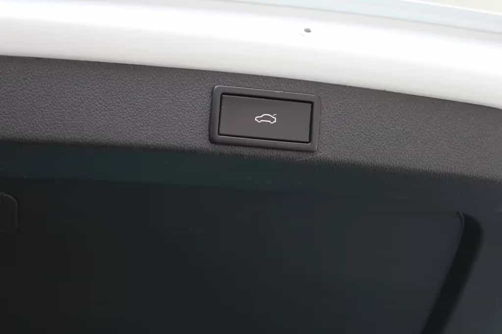 Skoda Octavia Combi*Automatik*Inspektion Neu*Kamera* 07/2017-photo-36