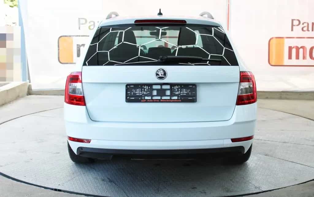 Skoda Octavia Combi*Automatik*Inspektion Neu*Kamera* 07/2017-photo-4