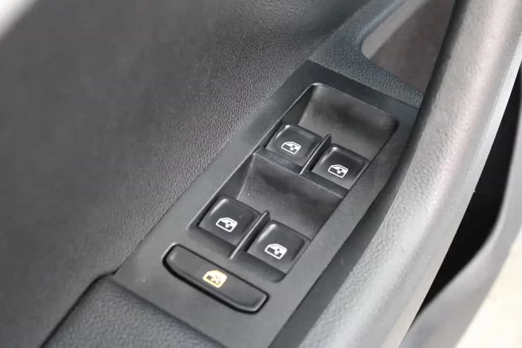 Skoda Octavia Combi*Automatik*Inspektion Neu*Kamera* 07/2017-photo-9