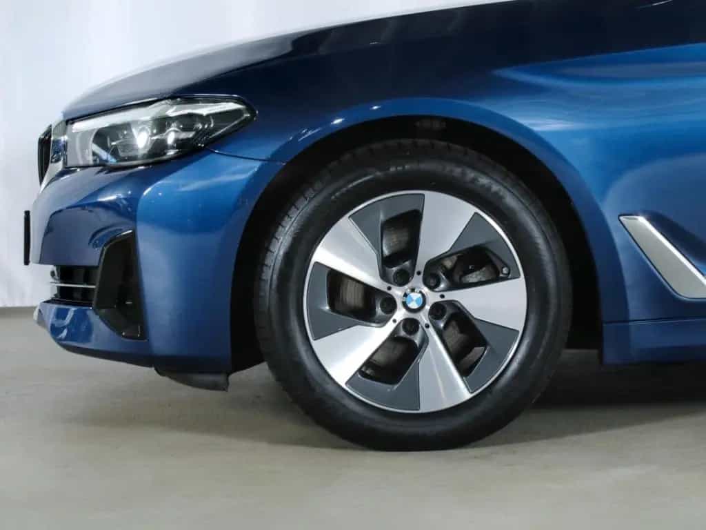 BMW 520 d TG Alarm LiveCockpitProfessional DAB 01/2022-photo-11