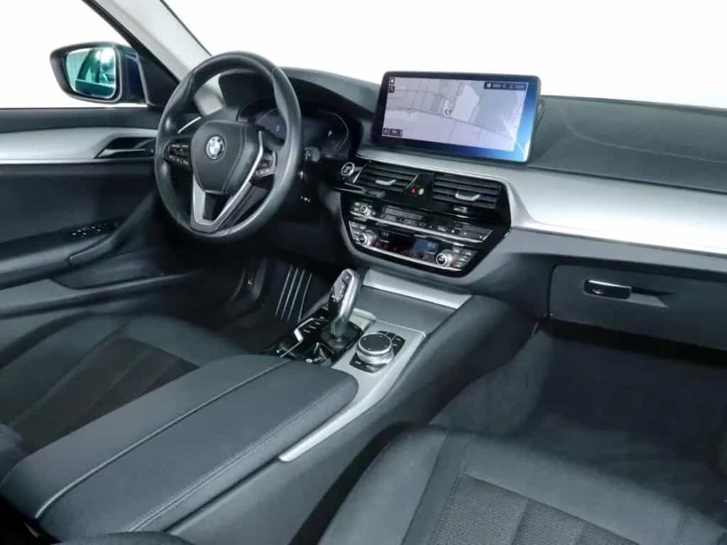 BMW 520 d TG Alarm LiveCockpitProfessional DAB 01/2022-photo-7