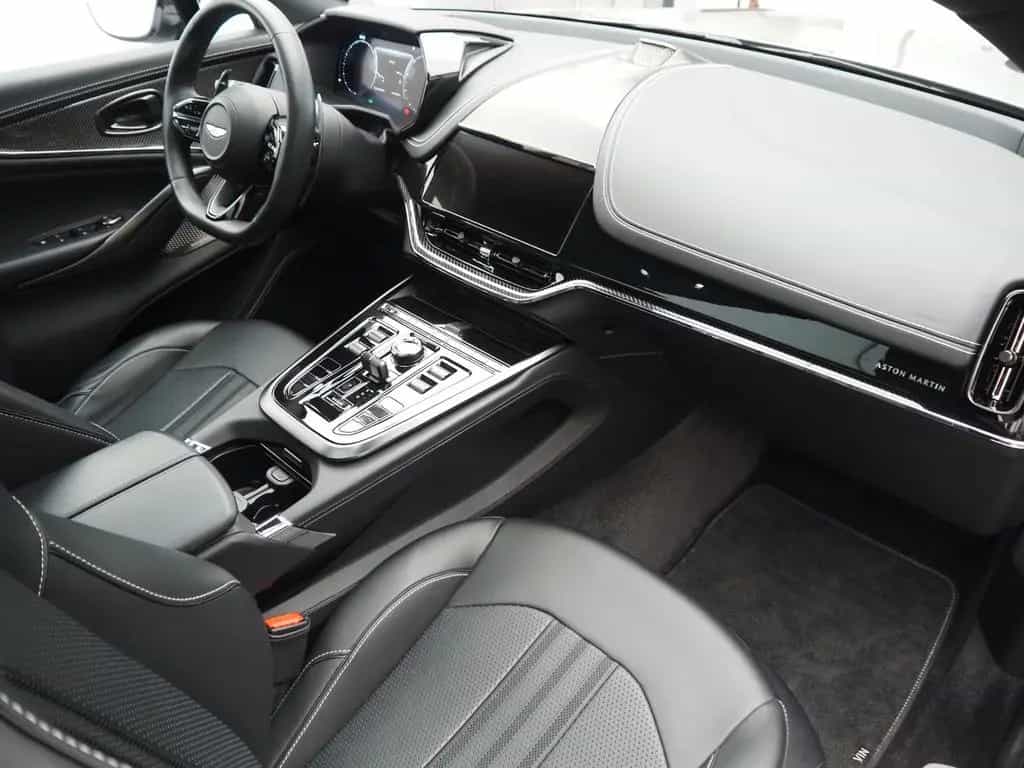 Aston Martin DBX 4.0 V8 DBX707 09/2024-photo-13