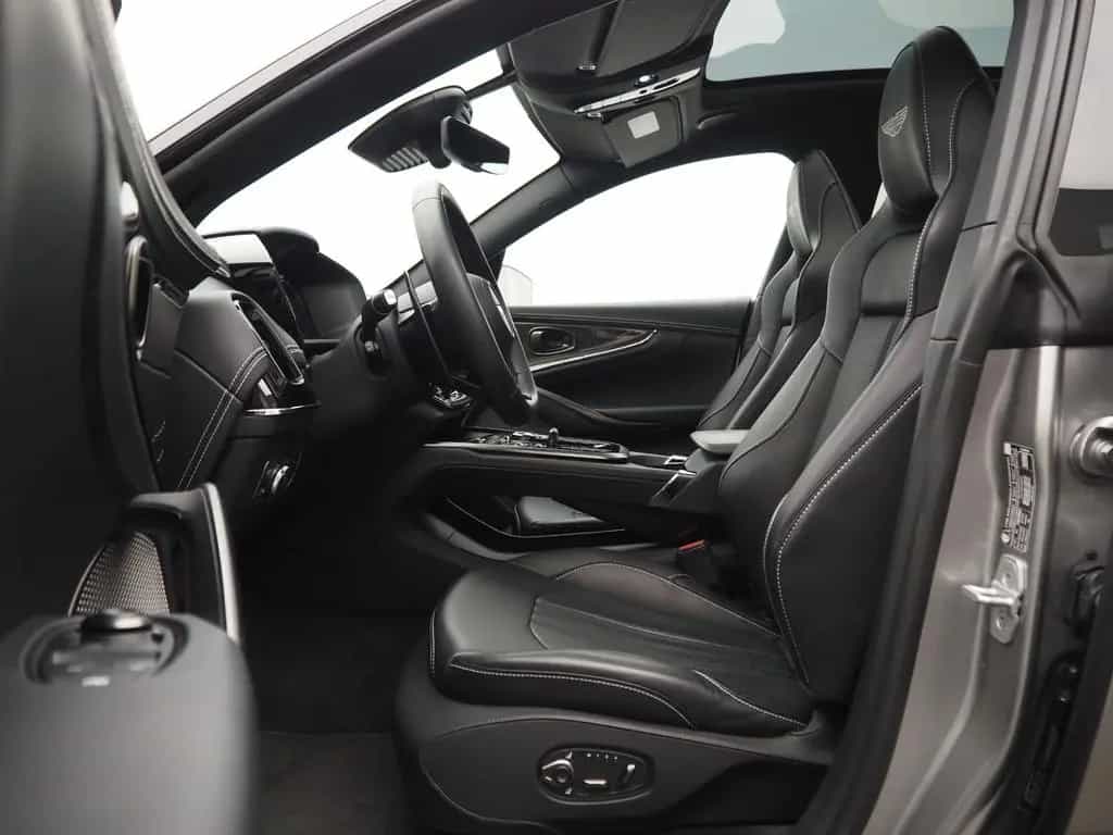Aston Martin DBX 4.0 V8 DBX707 09/2024-photo-7