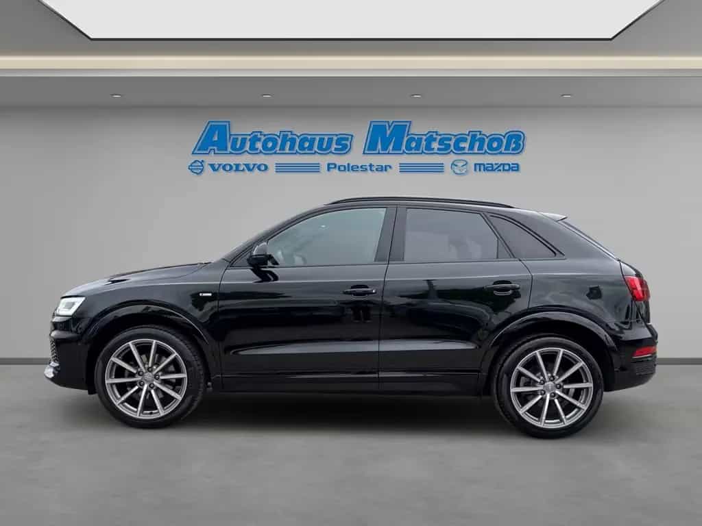 Audi Q3 S-line design Sportpaket AHK-klappbar Leder S 07/2018-photo-1