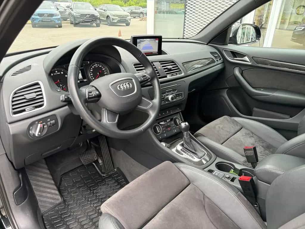 Audi Q3 S-line design Sportpaket AHK-klappbar Leder S 07/2018-photo-10