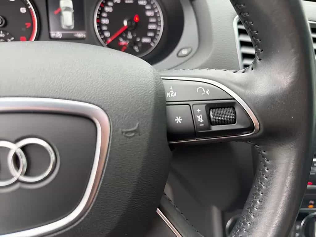 Audi Q3 S-line design Sportpaket AHK-klappbar Leder S 07/2018-photo-26