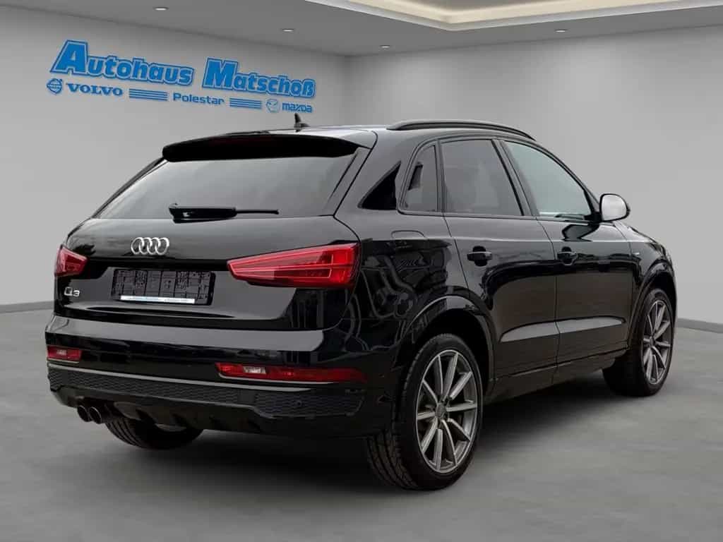 Audi Q3 S-line design Sportpaket AHK-klappbar Leder S 07/2018-photo-4