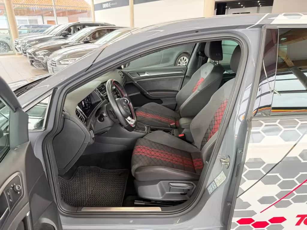 Volkswagen Golf VII Lim. GTI TCR Virtual ACC LED Kamera 01/2020-photo-13