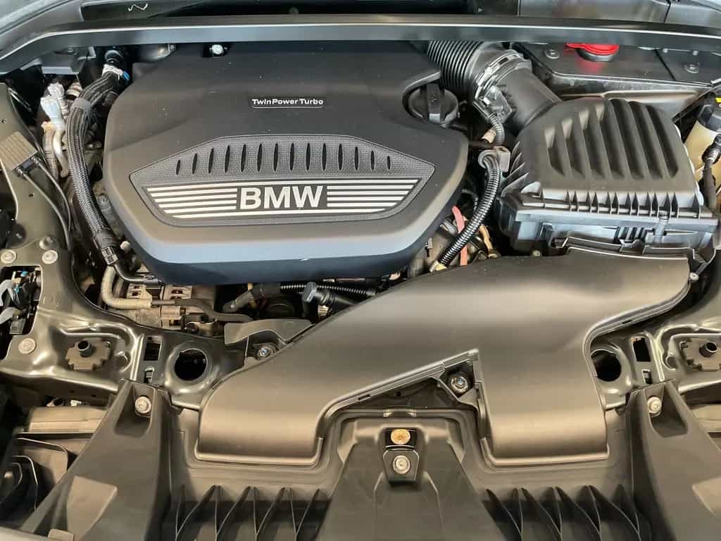 BMW X1 sDrive18d Navi Parkassist Pano.Dach LED 03/2022-photo-11