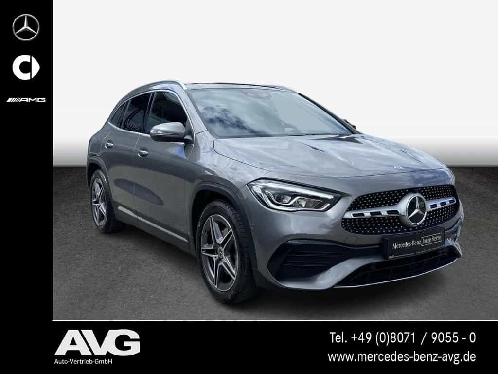 Mercedes-Benz GLA 250 4M AMG-Line PANO AHK RFK LED MBUX SHZ 12/2020-photo-2