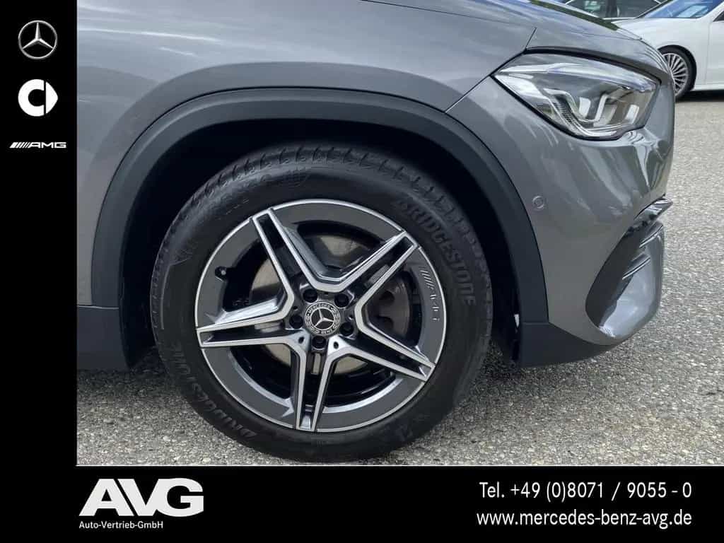Mercedes-Benz GLA 250 4M AMG-Line PANO AHK RFK LED MBUX SHZ 12/2020-photo-23