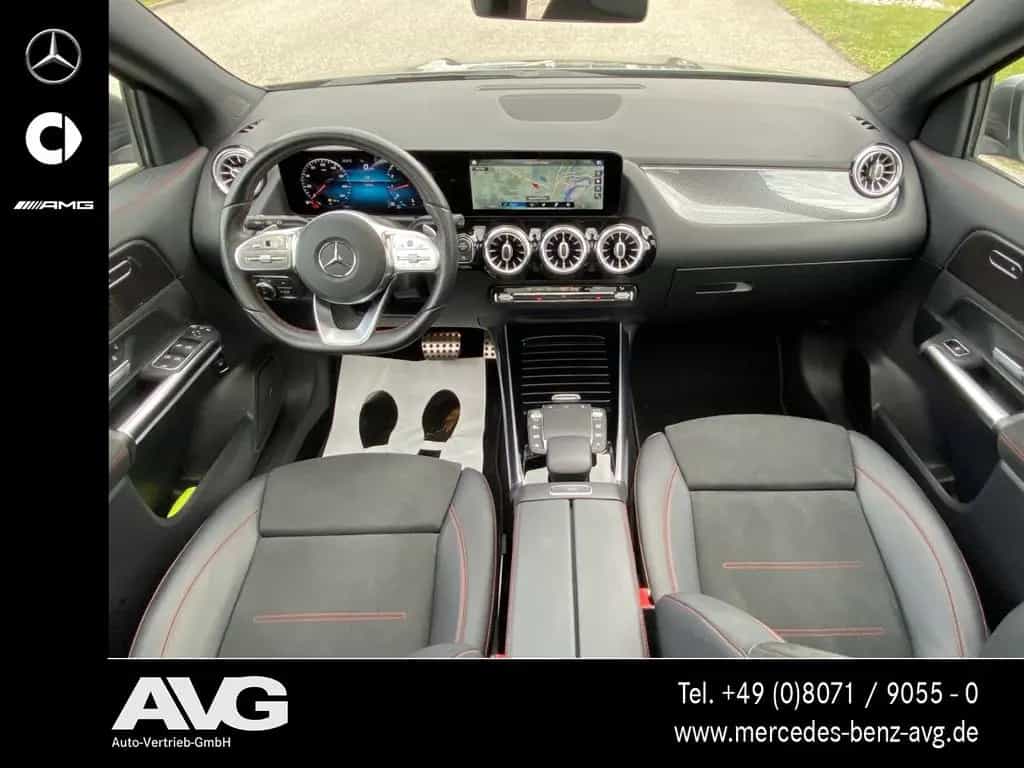 Mercedes-Benz GLA 250 4M AMG-Line PANO AHK RFK LED MBUX SHZ 12/2020-photo-8