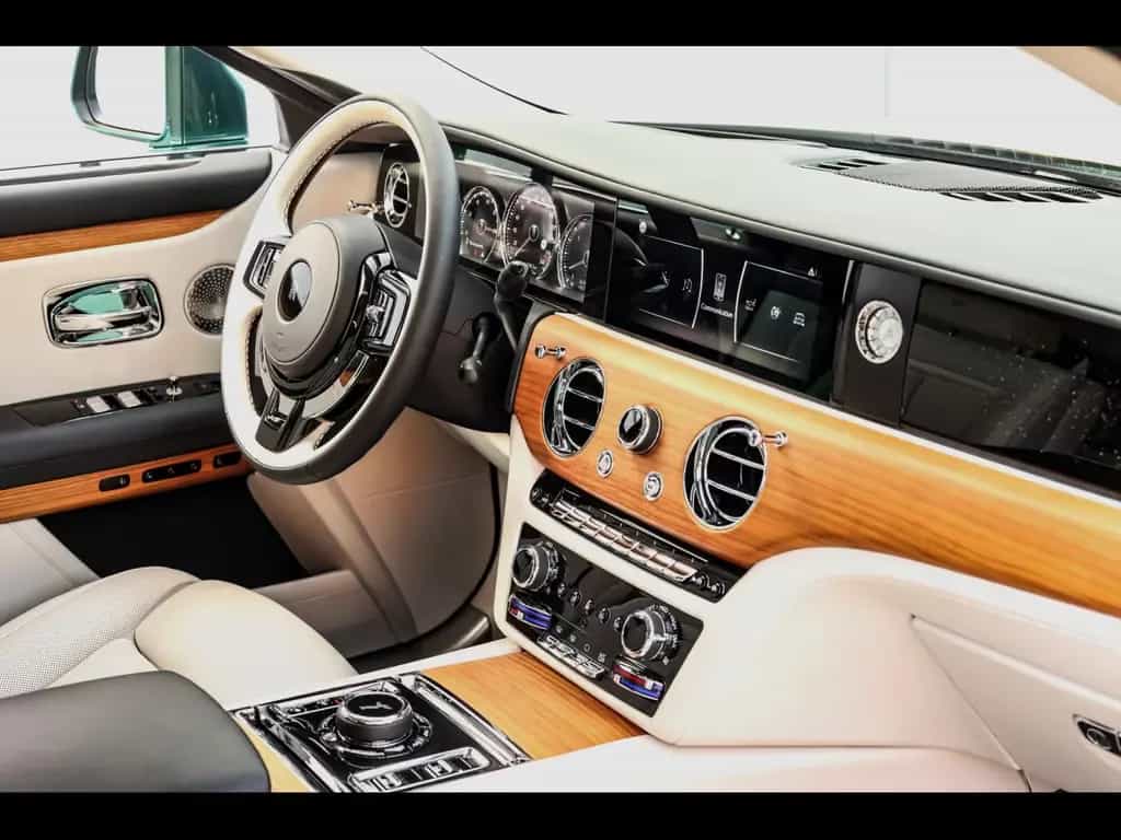 Rolls-Royce Ghost GHOST 6.75 V12 EWB°PPF°WARRANTY 9/27 01/2022-photo-11