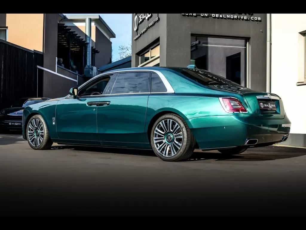 Rolls-Royce Ghost GHOST 6.75 V12 EWB°PPF°WARRANTY 9/27 01/2022-photo-2