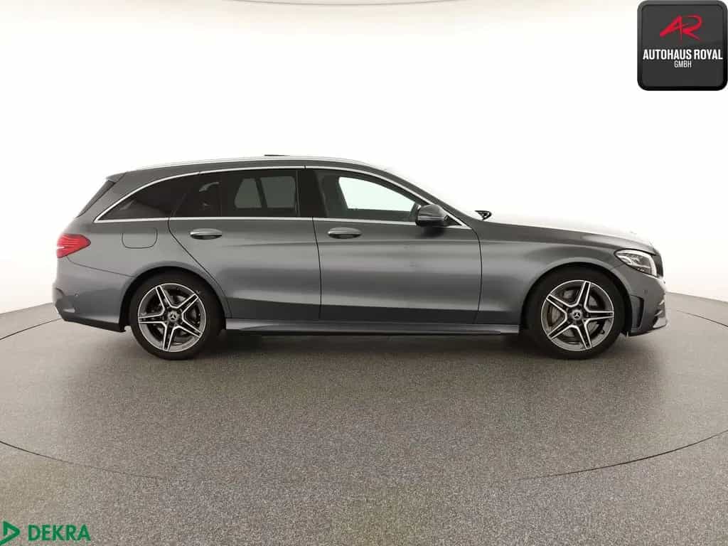Mercedes-Benz C 300 T 3x AMG PANO,KEYLESS,KAMERA,CARPLAY,SH 07/2019-photo-5