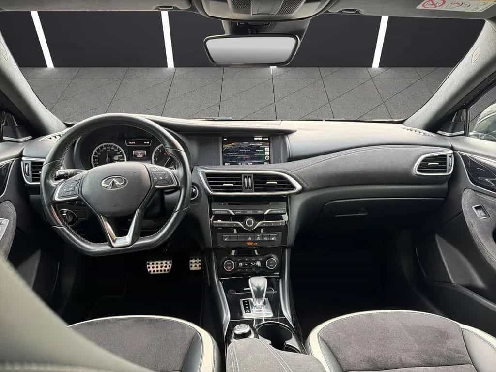 Infiniti Q30 S 2.2 d AWD Premium LED NAVI 04/2016-photo-9