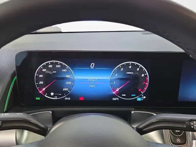 Mercedes-Benz GLB 200 AMG PANO 360° AHK ADVANCED+ SHZ NIGHT 08/2025-photo-14