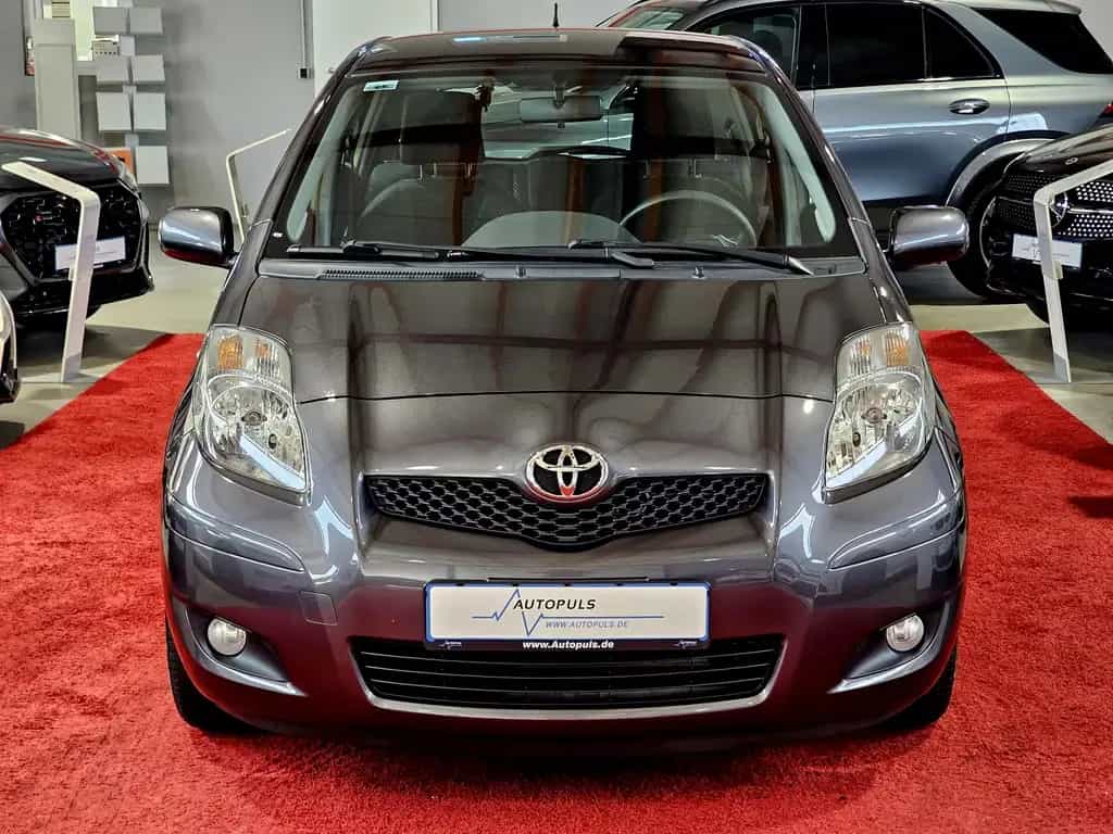 Toyota Yaris Life*KLIMAAUTOMATIK*AUTOMATIK*4/5 Türig 06/2010-photo-10
