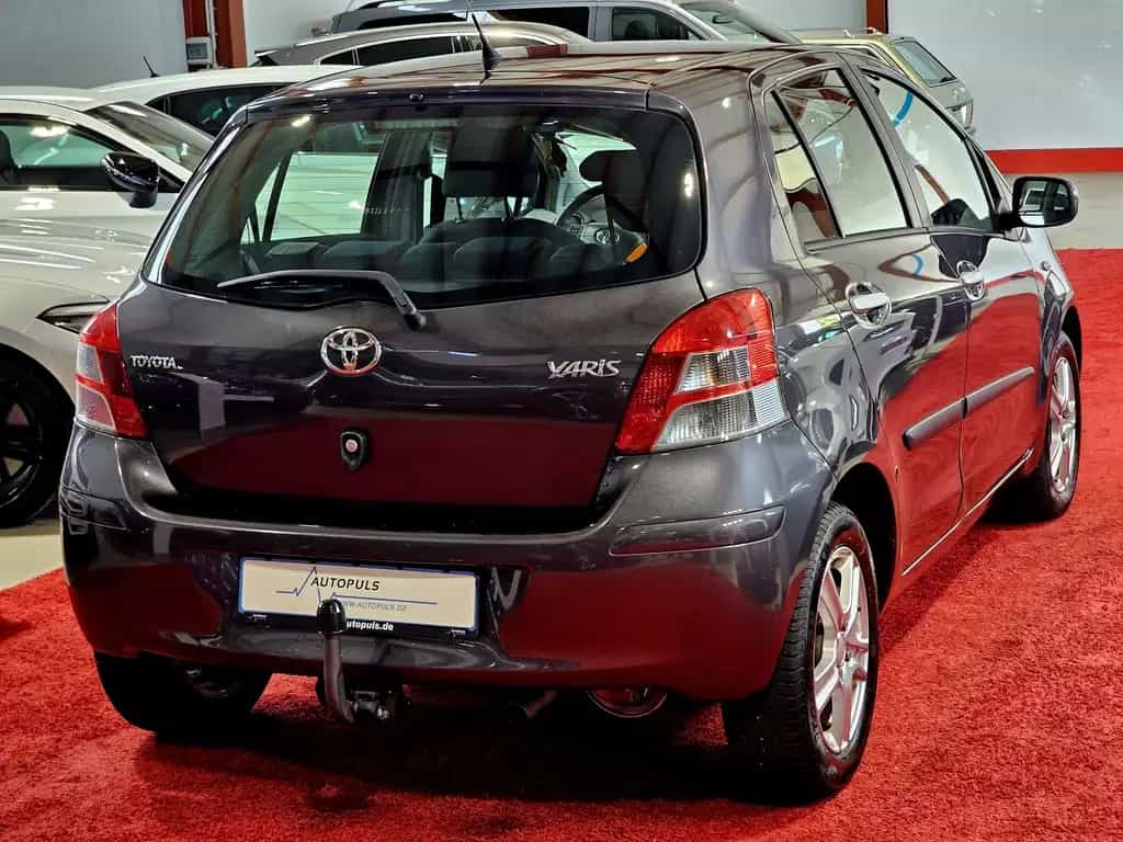 Toyota Yaris Life*KLIMAAUTOMATIK*AUTOMATIK*4/5 Türig 06/2010-photo-14