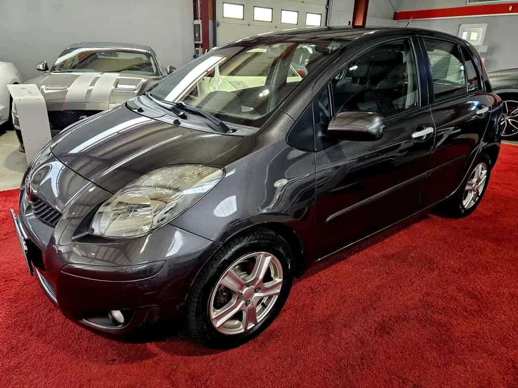 Toyota Yaris Life*KLIMAAUTOMATIK*AUTOMATIK*4/5 Türig 06/2010-photo-16